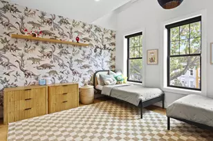 910 8th St NE, Washington, DC 20002 - Photo 17