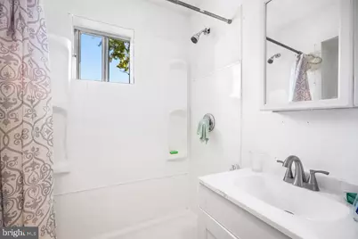 1729 L Street NE, Washington, DC 20002 - Photo 11