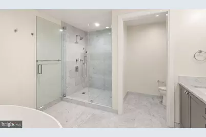 1111 Pennsylvania Avenue SE #304, Washington, DC 20003 - Photo 15