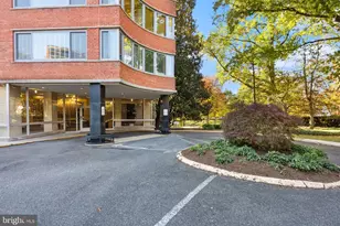 4200 Cathedral Ave NW, Washington, DC 20016 - Photo 11