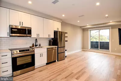 1016 17th Place NE #103, Washington, DC 20002 - Photo 5