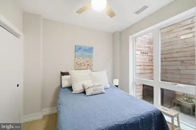 1016 17th Place NE #7, Washington, DC 20002 - Photo 11
