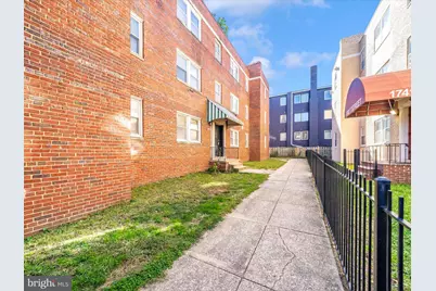 1745 T Street SE, Washington, DC 20020 - Photo 3