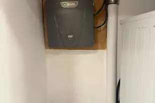 633 18th St NE, Washington, DC 20002 - Photo 19