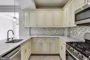 317 Todd Pl NE, Washington, DC 20002 - Photo 7