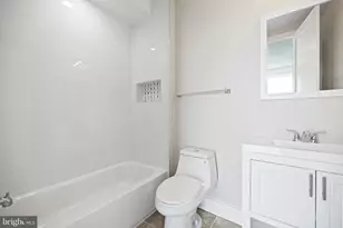 824 18th St NE, Washington, DC 20002 - Photo 15