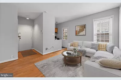 117 E Street SE #103, Washington, DC 20003 - Photo 9