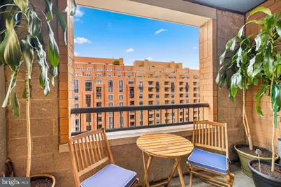 400 Massachusetts Avenue NW #1011, Washington, DC 20001 - Photo 5