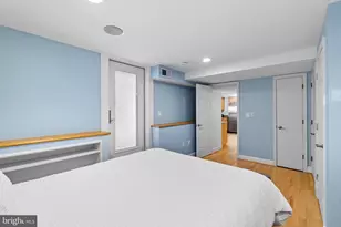 936 T St NW, Washington, DC 20001 - Photo 17