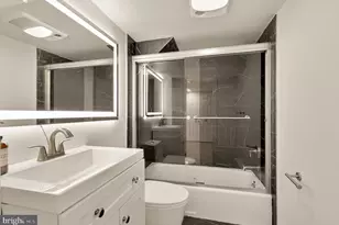 3249 P St NW, Washington, DC 20007 - Photo 45