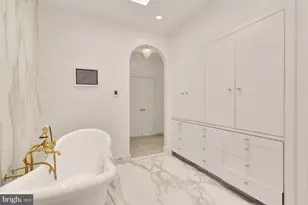 3249 P St NW, Washington, DC 20007 - Photo 27