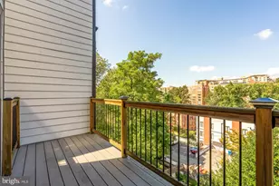 4017 Davis Pl NW, Washington, DC 20007 - Photo 15