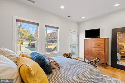 907 Webster Street NW #2, Washington, DC 20011 - Photo 9