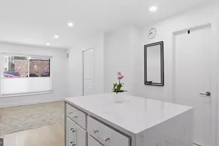 1718 P St NW, Washington, DC 20036 - Photo 3