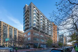 460 New York Ave NW, Washington, DC 20001 - Photo 1