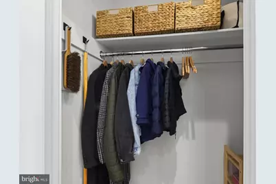 910 8th Street NE, Washington, DC 20002 - Photo 9