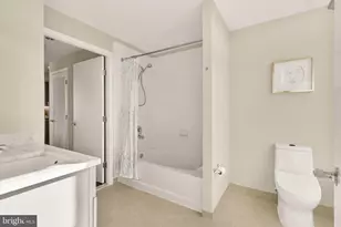 437 New York Ave NW, Washington, DC 20001 - Photo 19