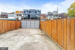 1221 Kenyon St NW, Washington, DC 20010 - Photo 23