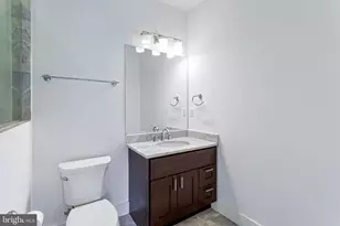 1221 Kenyon St NW, Washington, DC 20010 - Photo 15