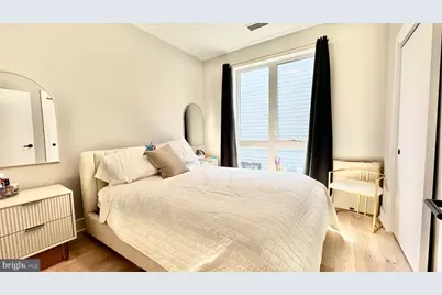 1016 17th Place NE #301, Washington, DC 20002 - Photo 9