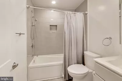 1310 12th Street NW #2, Washington, DC 20005 - Photo 15