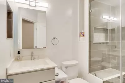 1310 12th Street NW #2, Washington, DC 20005 - Photo 11