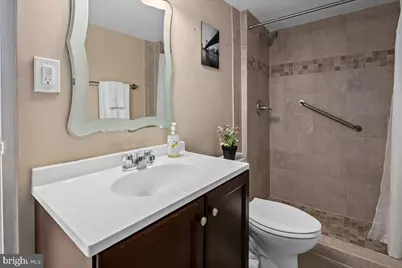 3315 Wisconsin Avenue NW #206, Washington, DC 20016 - Photo 21