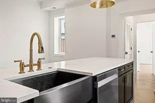 1709 21st St NW, Washington, DC 20009 - Photo 11