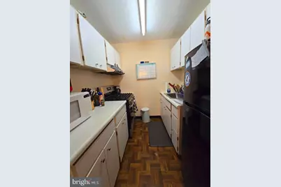 2201 L Street NW #820, Washington, DC 20037 - Photo 7