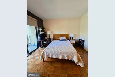 2201 L Street NW #820, Washington, DC 20037 - Photo 3