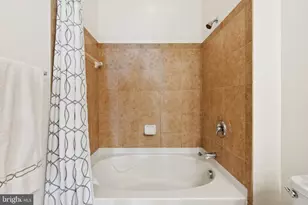 1391 Pennsylvania Ave. SE, Washington, DC 20003 - Photo 21