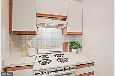 3601 Wisconsin Avenue NW #204, Washington, DC 20016 - Photo 7