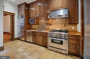 1120 East Capitol St NE, Washington, DC 20002 - Photo 25