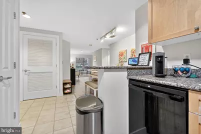 777 7th Street NW #526, Washington, DC 20001 - Photo 17