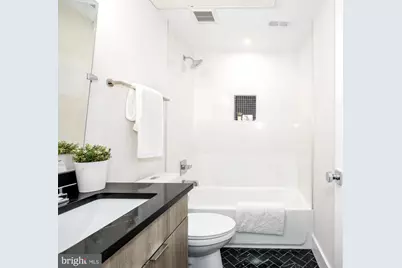1421 Spring Road NW #IZ-204, Washington, DC 20010 - Photo 9