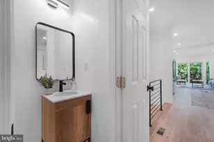 1417 Meridian Pl NW, Washington, DC 20010 - Photo 15