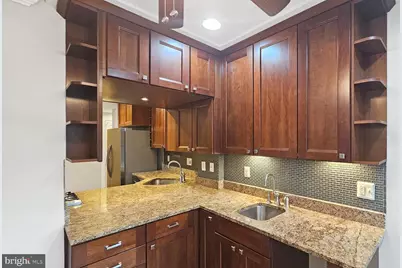 1834 Massachusetts Avenue SE, Washington, DC 20003 - Photo 5