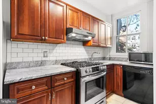 812 E St SE, Washington, DC 20003 - Photo 13