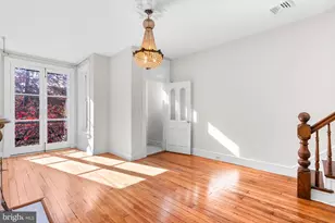 812 E St SE, Washington, DC 20003 - Photo 5