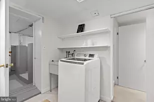 2744 Woodley Pl NW, Washington, DC 20008 - Photo 35