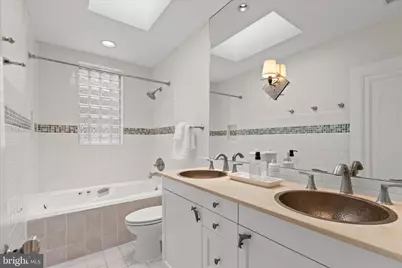 2744 Woodley Place NW, Washington, DC 20008 - Photo 29