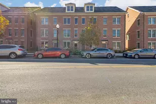 935 Sycamore Dr SE, Washington, DC 20032 - Photo 1