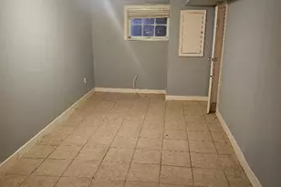 825 NW Delafield Pl NW, Washington, DC 20011 - Photo 3