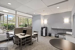 355 I Street SW, Washington, DC 20024 - Photo 37