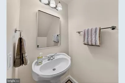 611 Quincy Street NW #2, Washington, DC 20011 - Photo 11