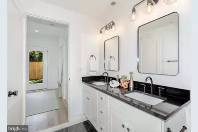 428 Manor Place NW #1, Washington, DC 20010 - Photo 17