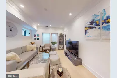 2642 39th Street NW #2, Washington, DC 20007 - Photo 3