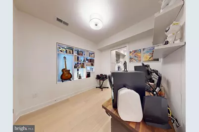 2642 39th Street NW #2, Washington, DC 20007 - Photo 9