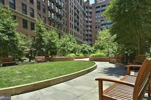 631 D Street NW, Washington, DC 20004 - Photo 37