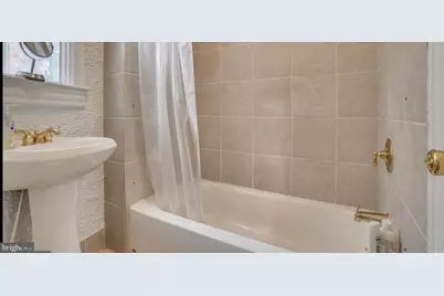 726 3rd Street NE, Washington, DC 20002 - Photo 35